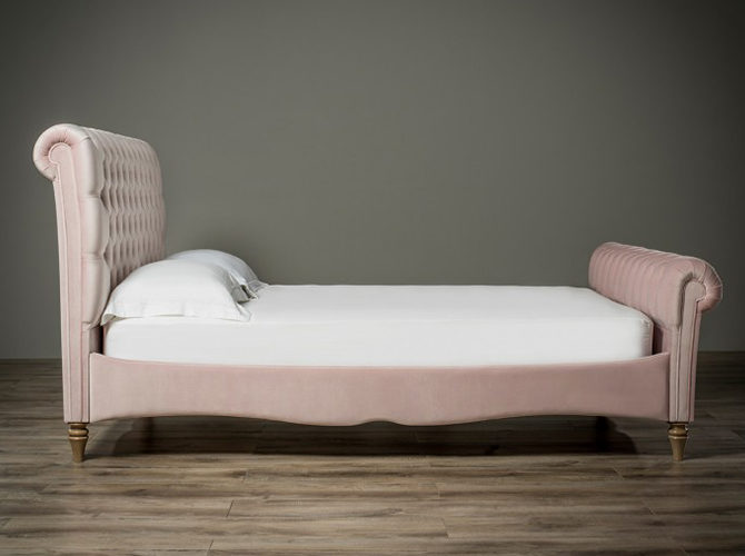 Duchess Chesterfield Bed