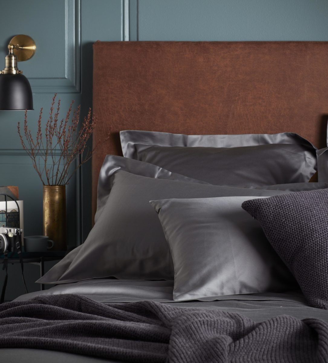 Charcoal Luxury Oxford Pillowcase | Secret Linen Store Charcoal Luxury Oxford Pillowcase | Secret Linen Store