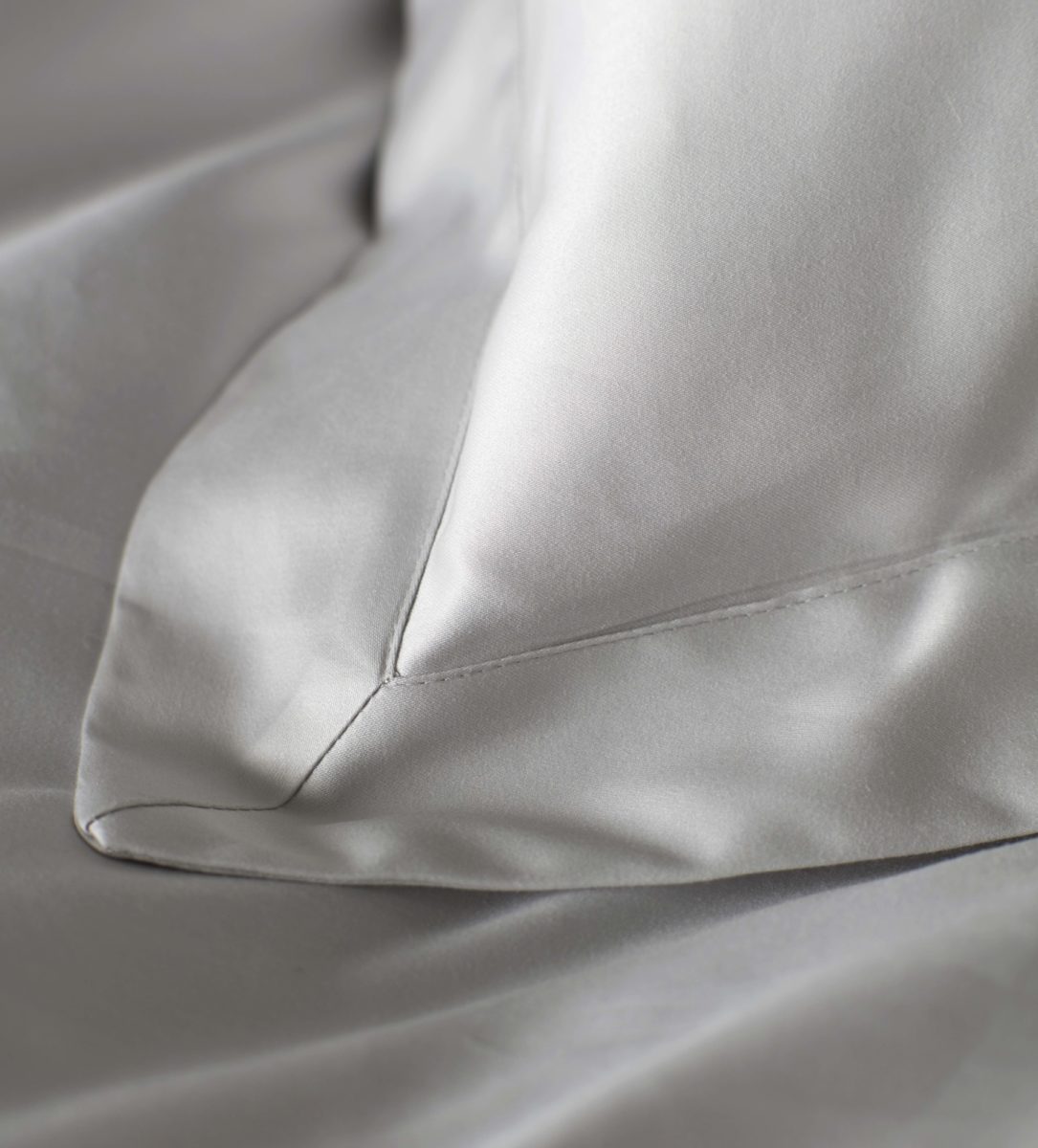 600 Thread Count Housewife Pillowcases Housewife Pillowcases in Soft Grey
