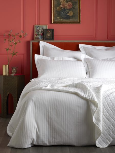 Hotel Stripe White Bed Linen