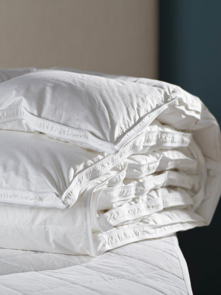Superhero Natural Bedding - 100% Hungarian Goose Down