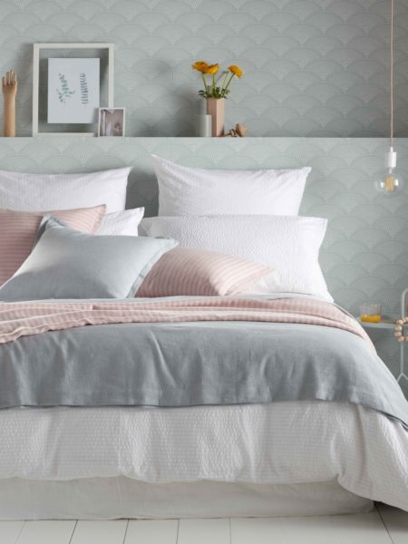 Seersucker White Bed Linen
