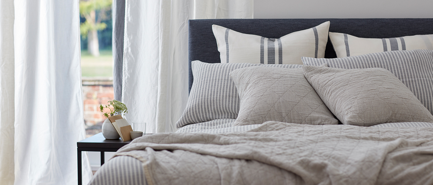Cushions and Bed Throws