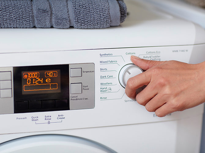 How to Use A Washing Machine: The Must-Read Guide to Becoming a Laundry Master