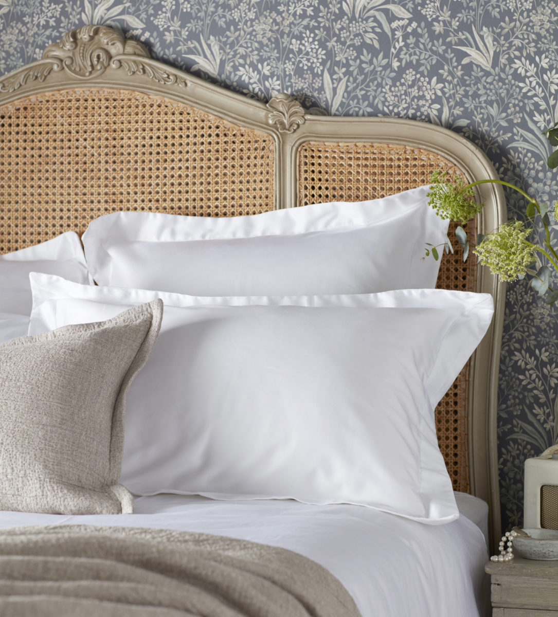 600 Thread Count Luxury White Oxford Pillowcase Secret Linen Store