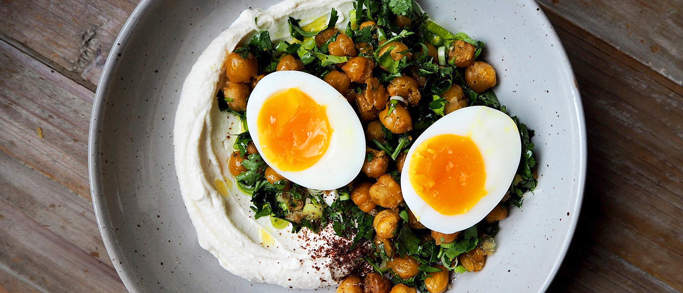 Boiled Eggs with Roasted Chickpeas and Tahini Yogurt Boiled Eggs with Roasted Chickpeas and Tahini Yogurt